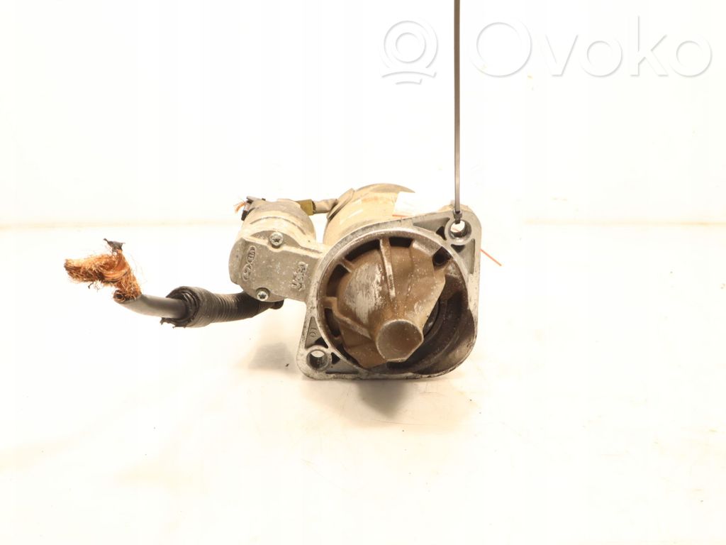 Hyundai Elantra VI Motor de arranque 
