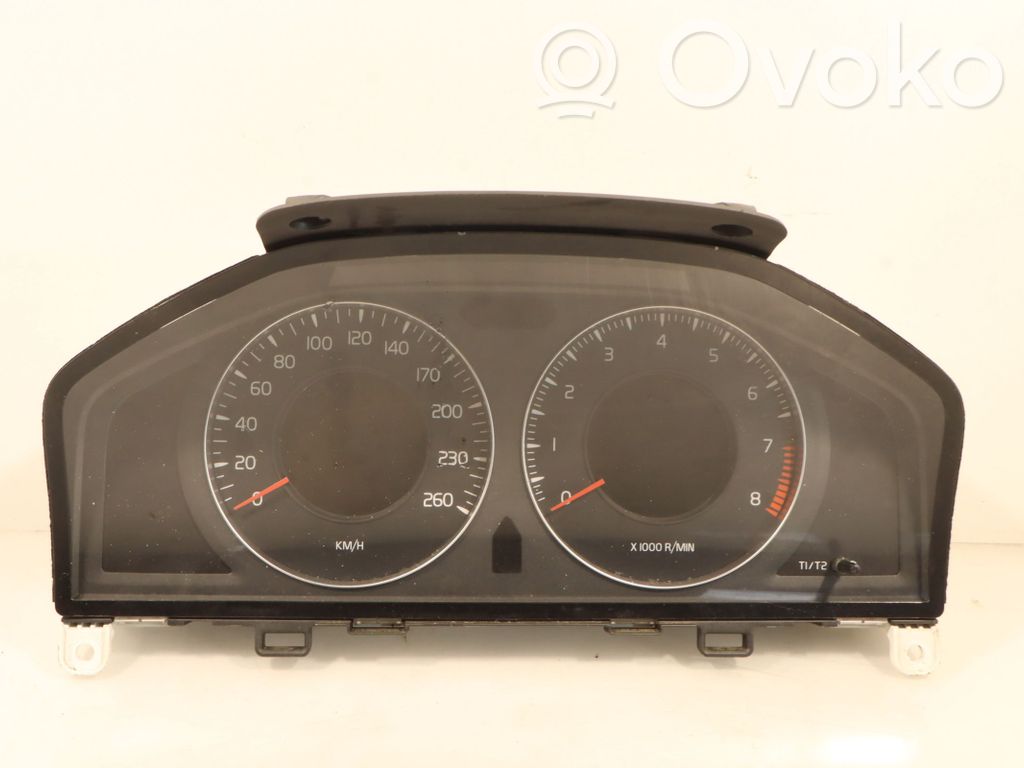 Clock   69594590U