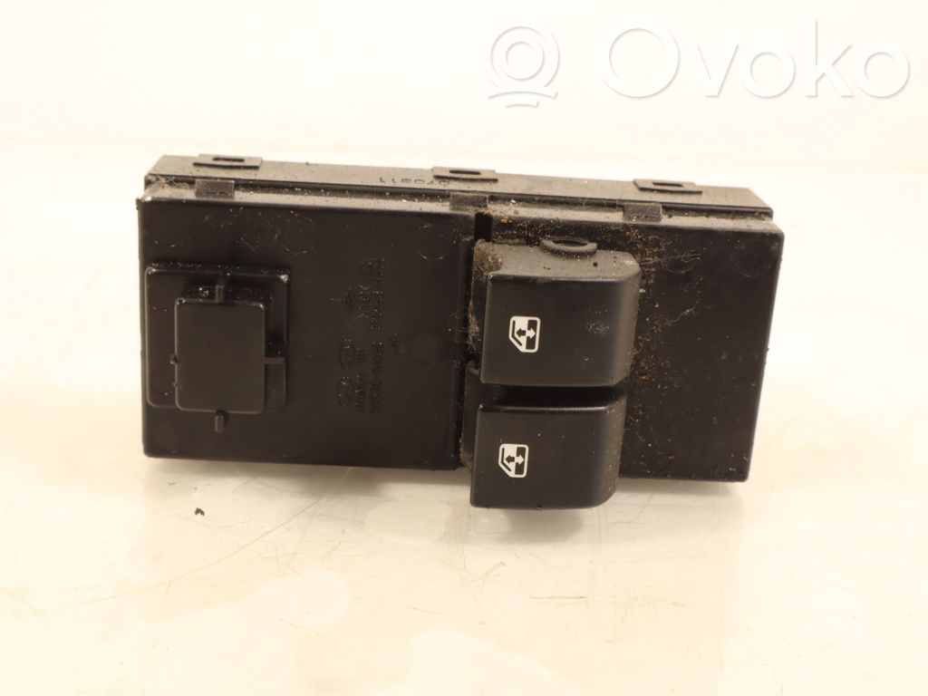 Electric window control switch   070811
