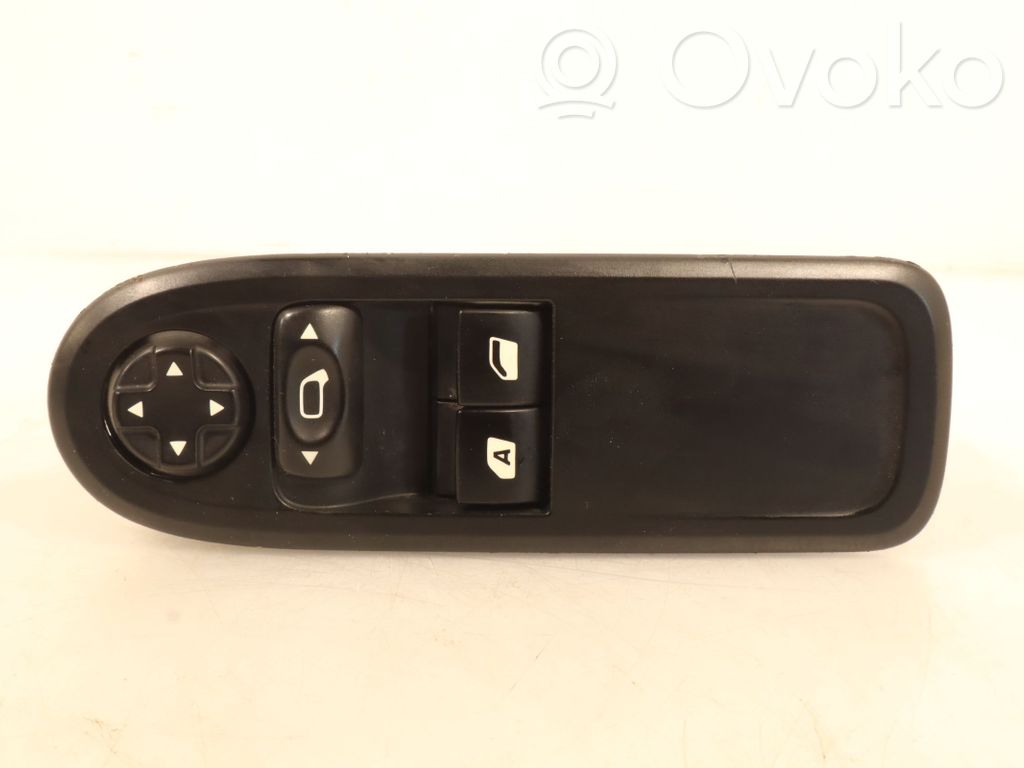Citroen C3 Electric window control switch 