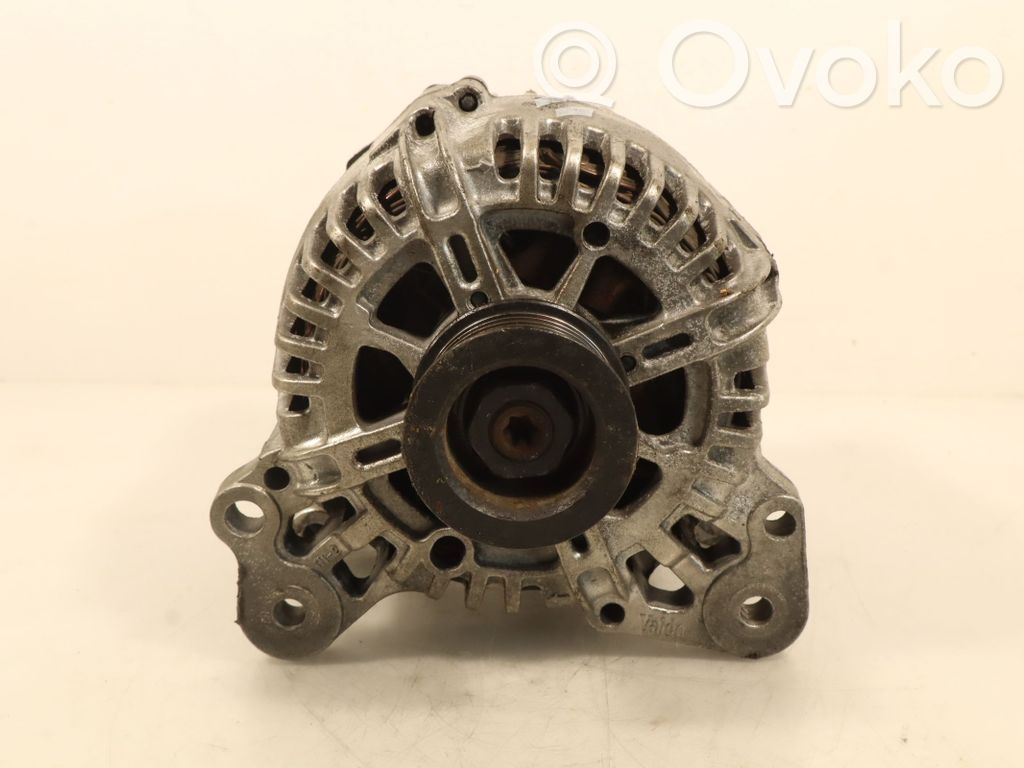 Skoda Roomster (5J) Alternator 