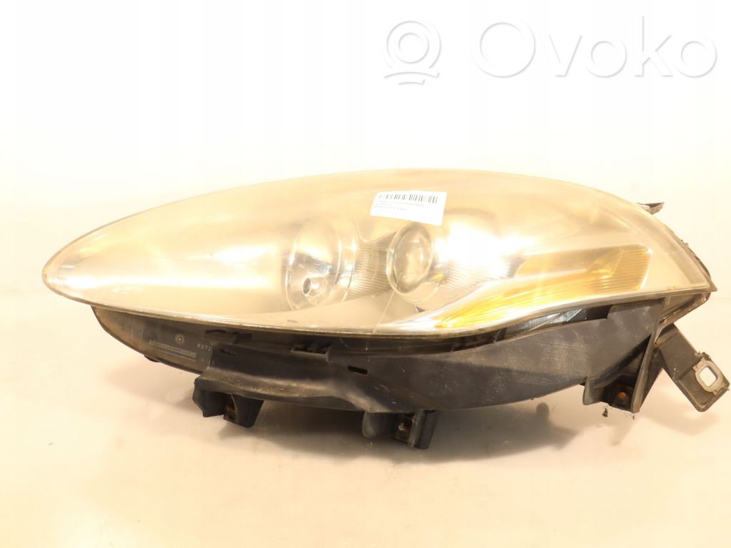 Fiat Bravo Lampa przednia 