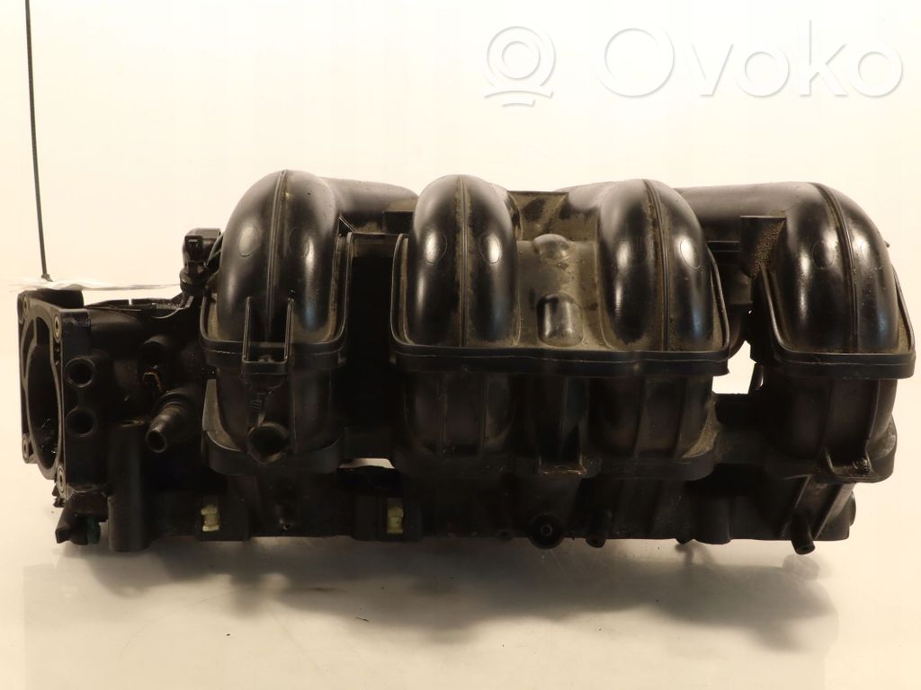 Intake manifold   M738A