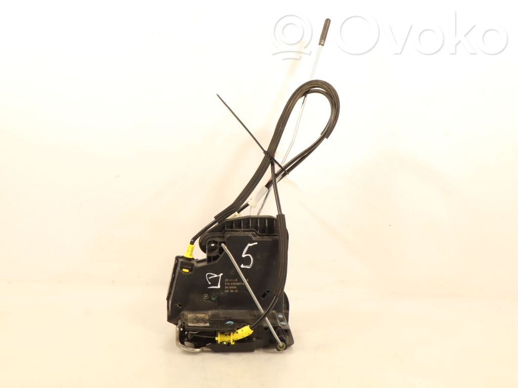 Opel Astra K Front door lock 