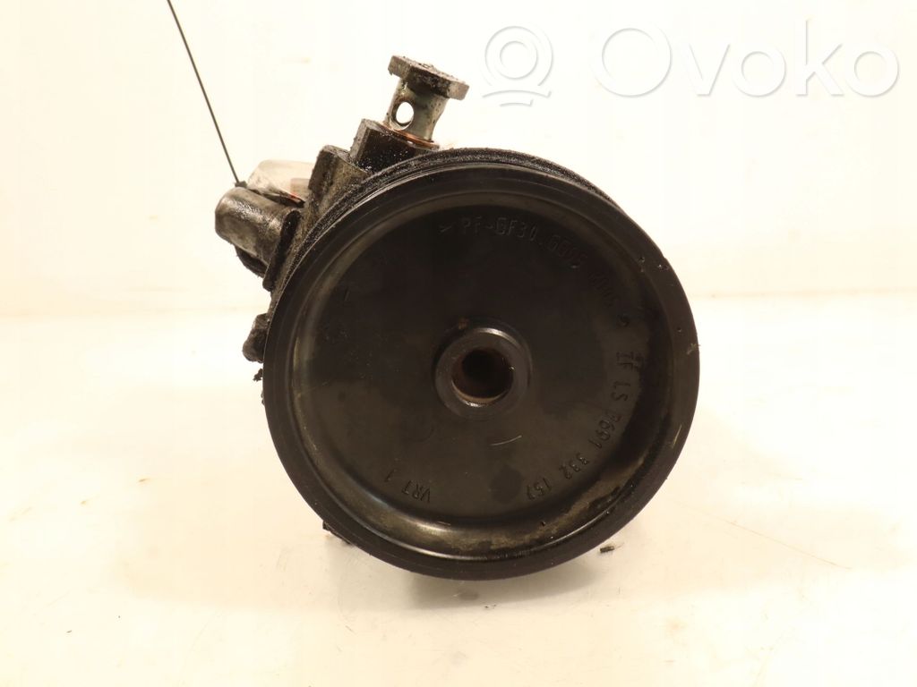 Mercedes-Benz R W251 Pompa wspomagania 