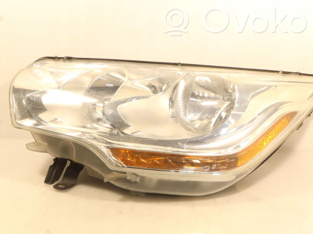 Citroen C4 II Picasso Scheinwerfer 