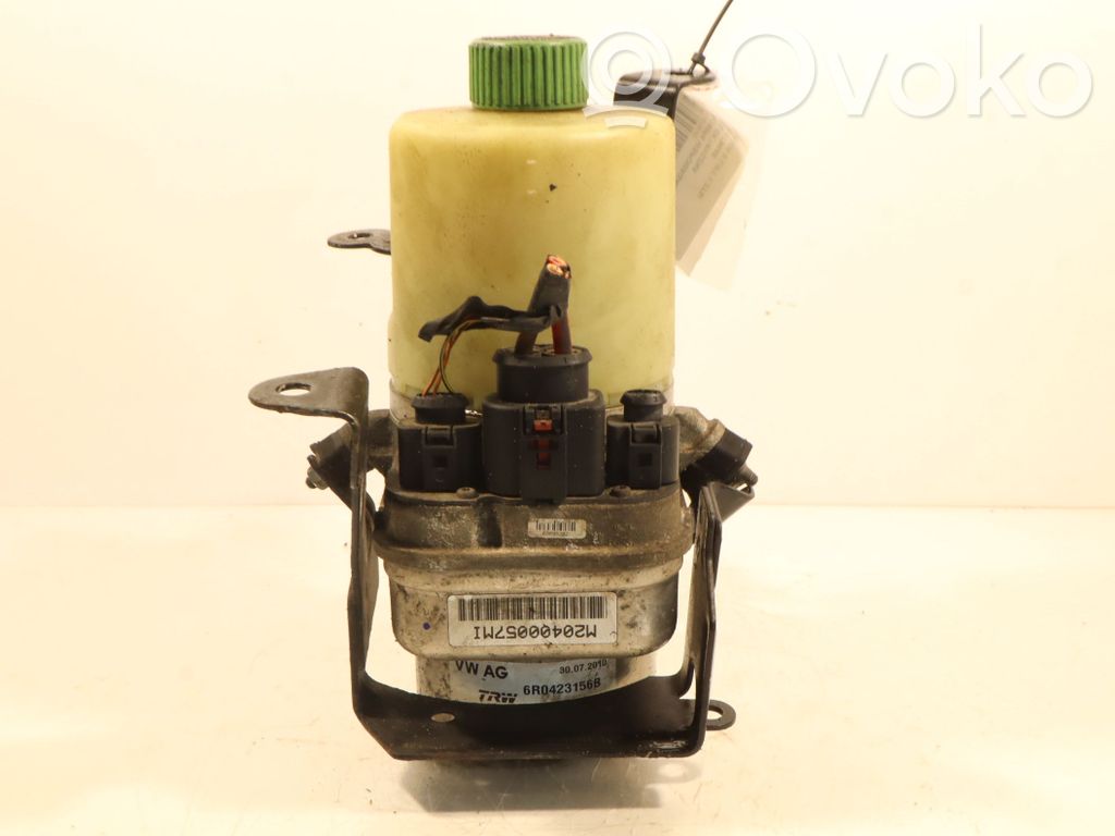 Ohjaustehostimen pumppu   6R0423156B
