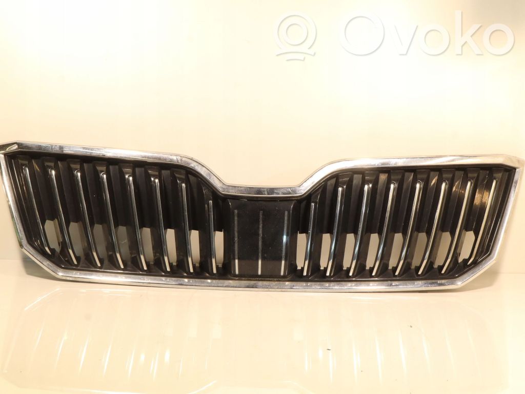 Skoda Superb B8 (3V) Rejilla delantera