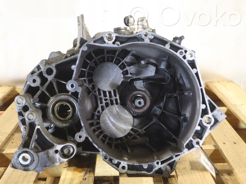 Opel Astra K Boîte de vitesses manuelle à 6 vitesses