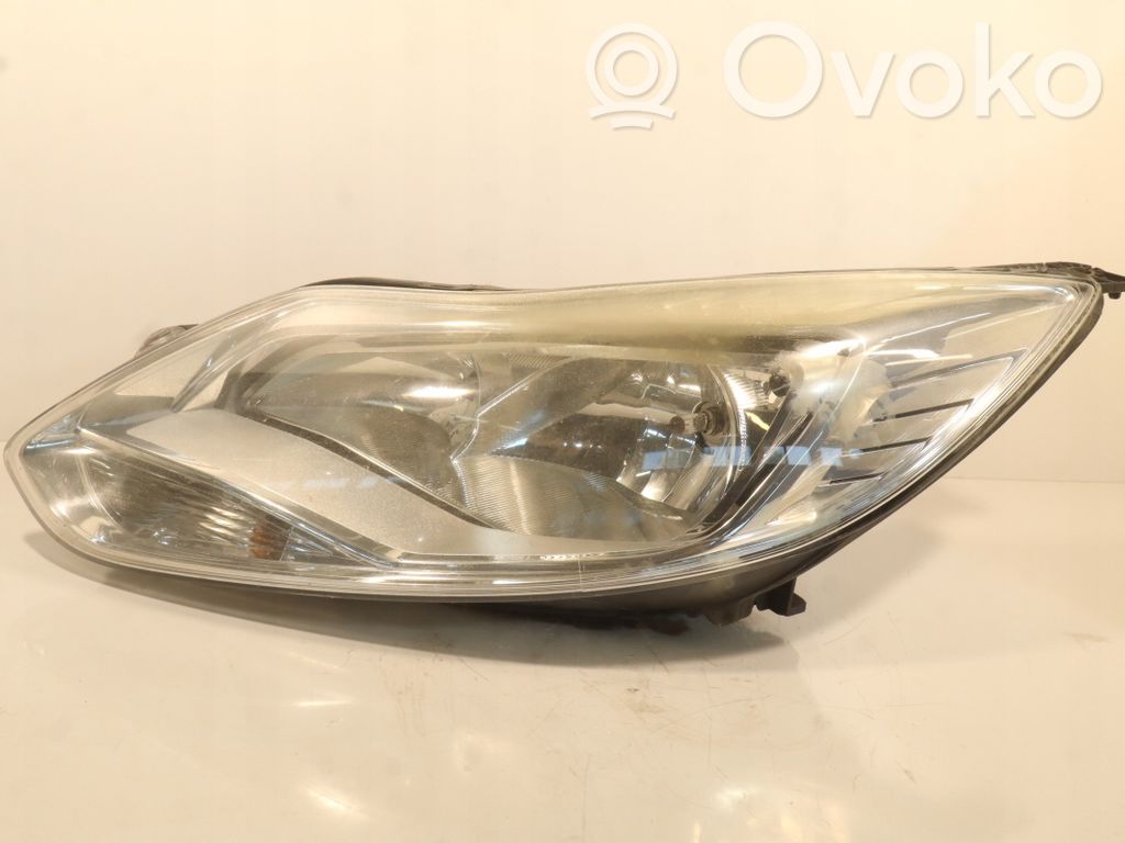 Ford Focus Etu-/Ajovalo 