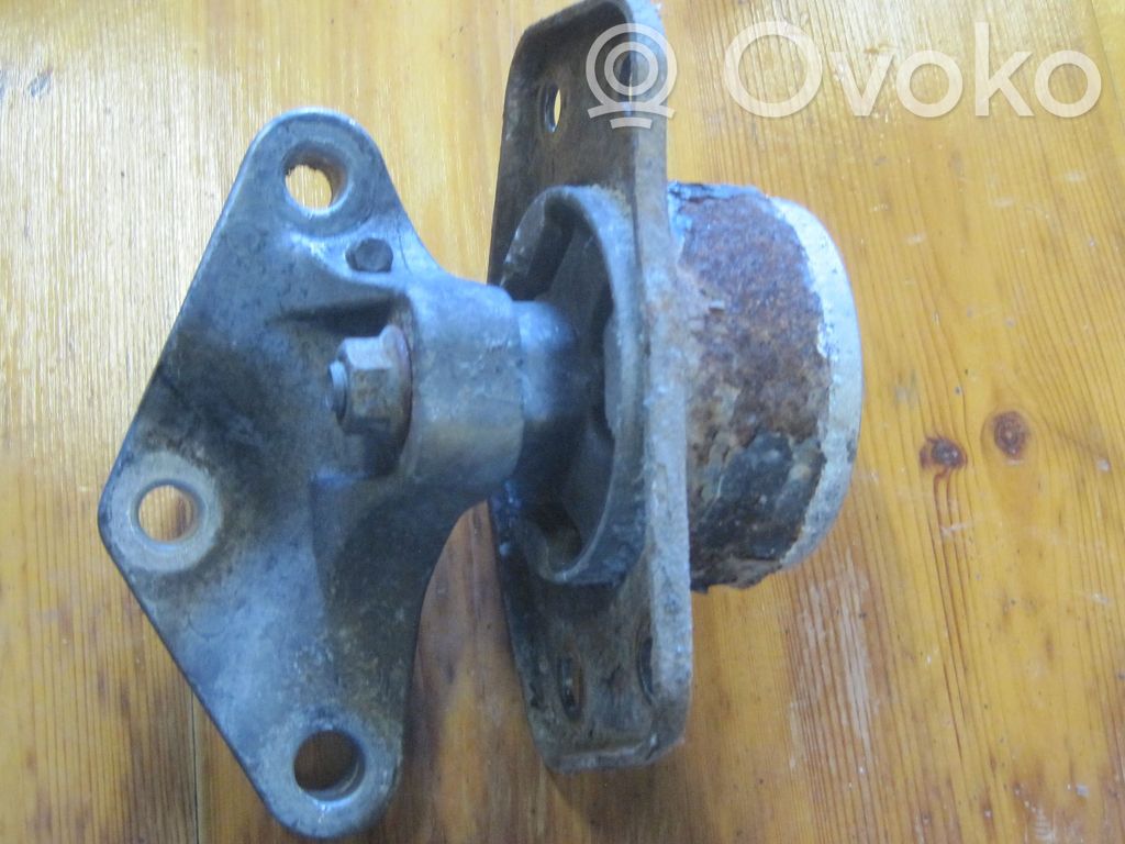 Smart ForFour I Engine mount bracket 