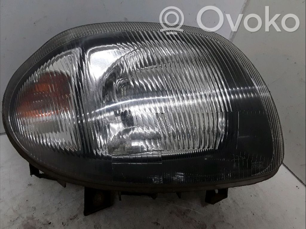 Renault Clio II Scheinwerfer 