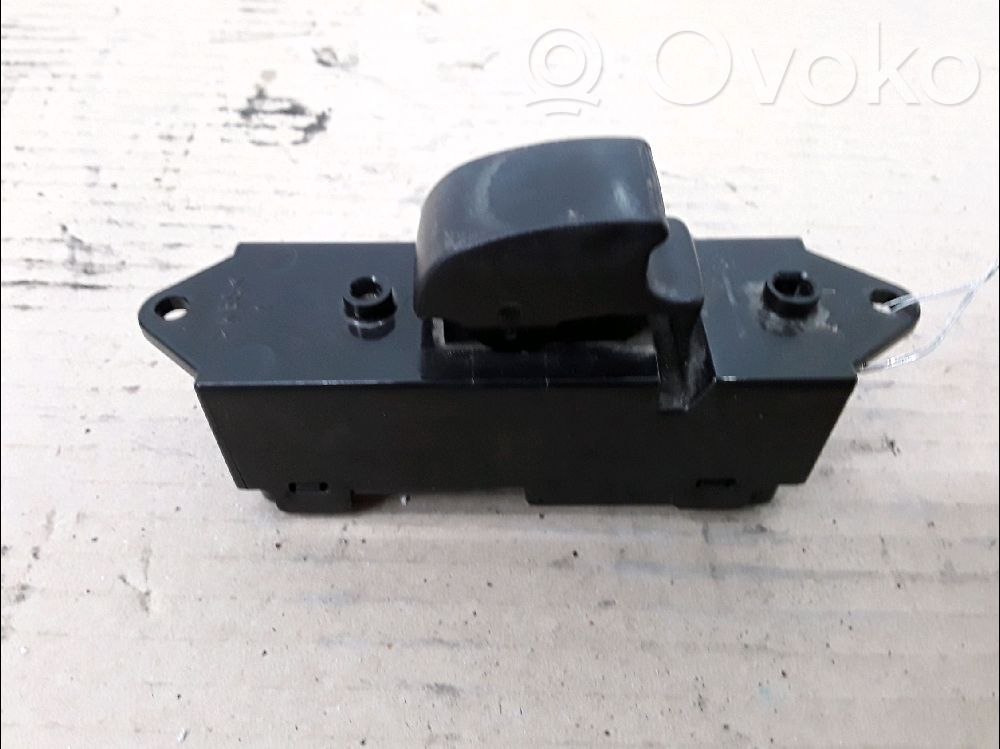 Peugeot 4007 Electric window control switch 