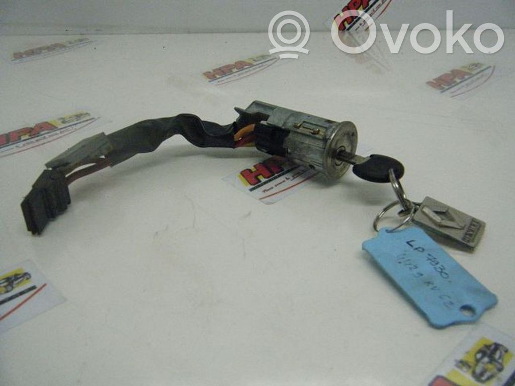 Renault Clio I Vairo užraktas 