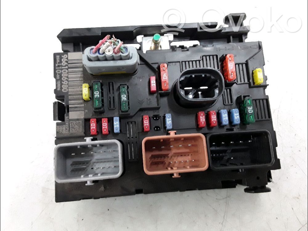 Peugeot 207 Fuse module 