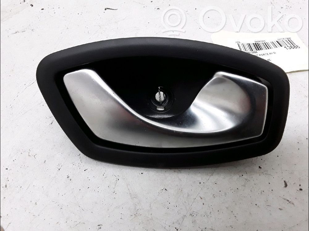 Renault Zoe Manecilla interna puerta delantera 