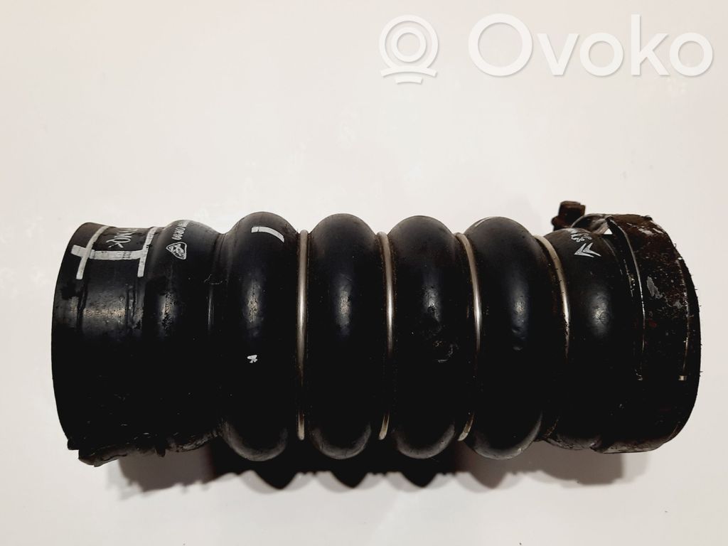 Peugeot 207 Intercooler hose/pipe 