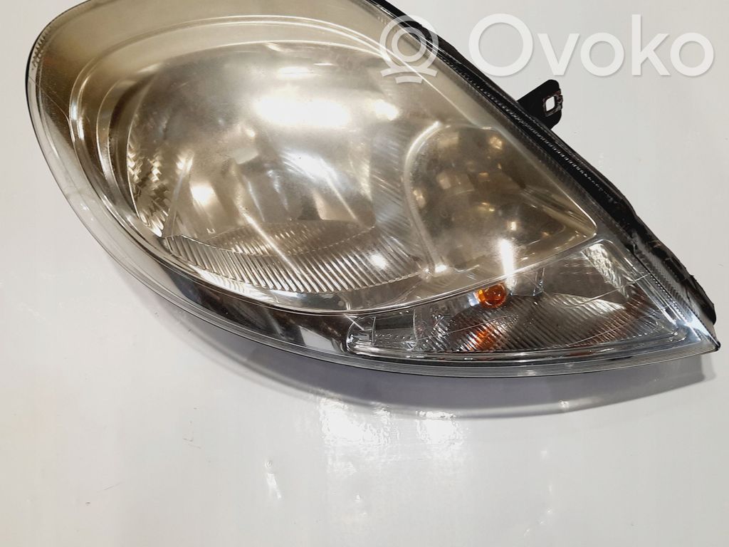 Phare frontale   8200701366,93859834