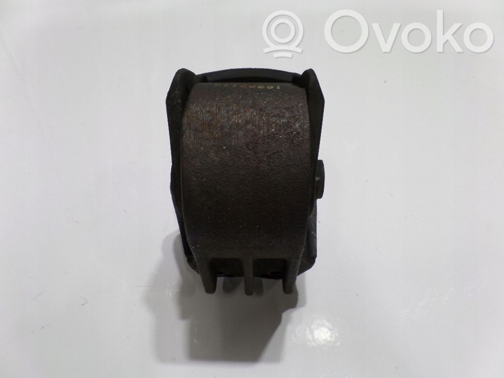 KIA Sorento Engine mount bracket 