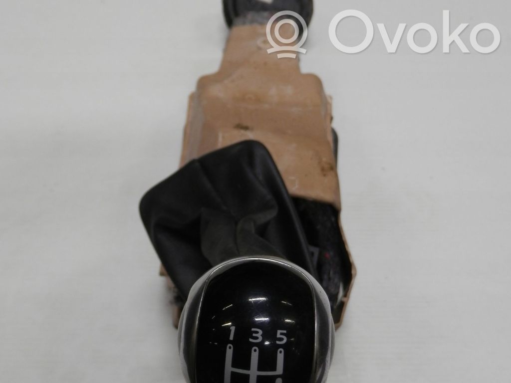 Citroen DS3 Gear shifter/selector 