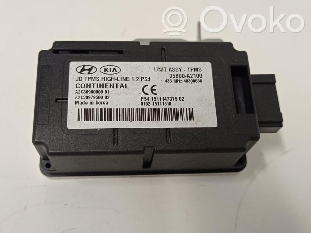 Unidad de control/módulo del motor   95800A2100