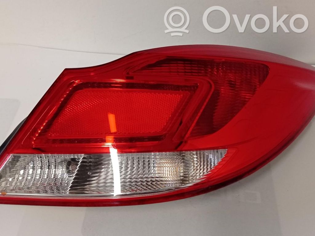 Opel Insignia A Aizmugurējais lukturis virsbūvē 