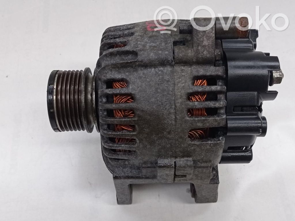 Alternador   8200667608