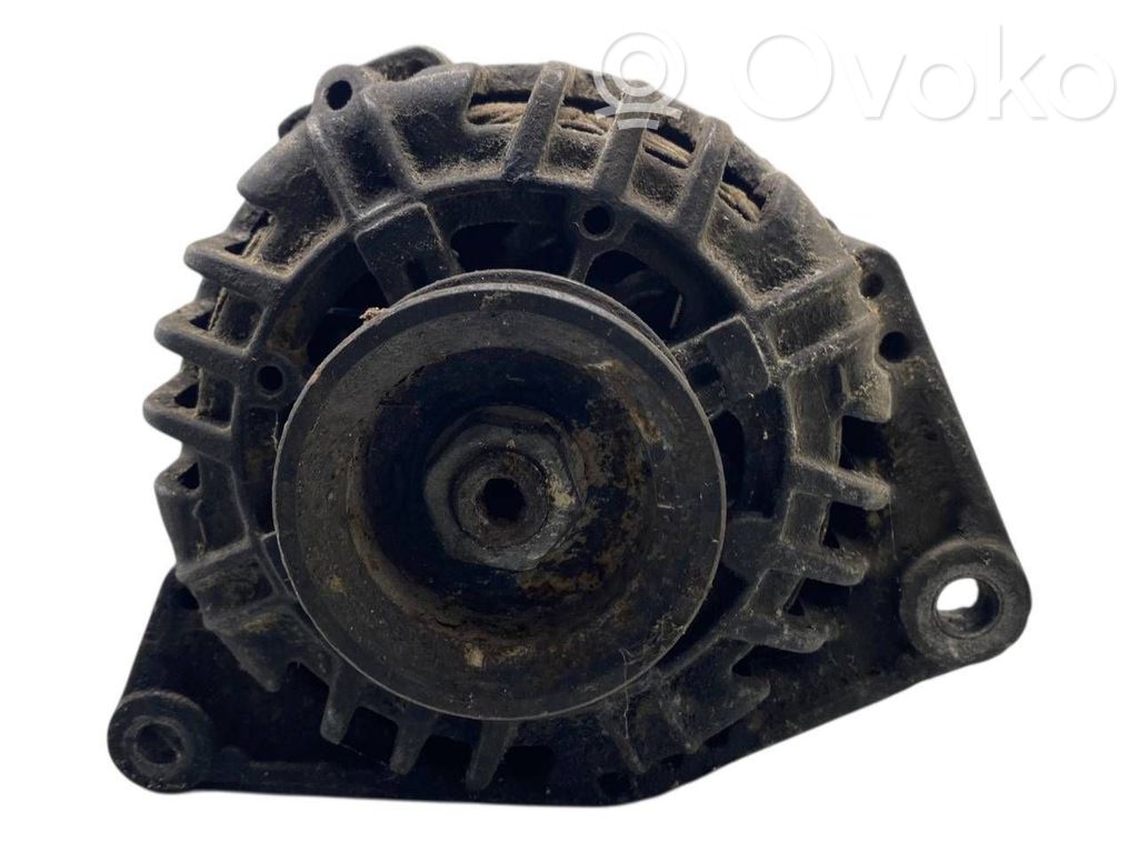 Audi A4 S4 B7 8E 8H Generatorius 