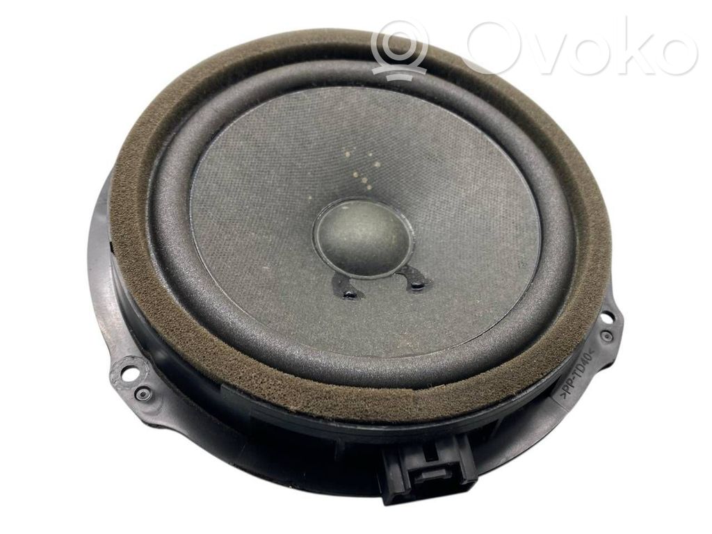 Ford Focus Altavoz de la puerta delantera 