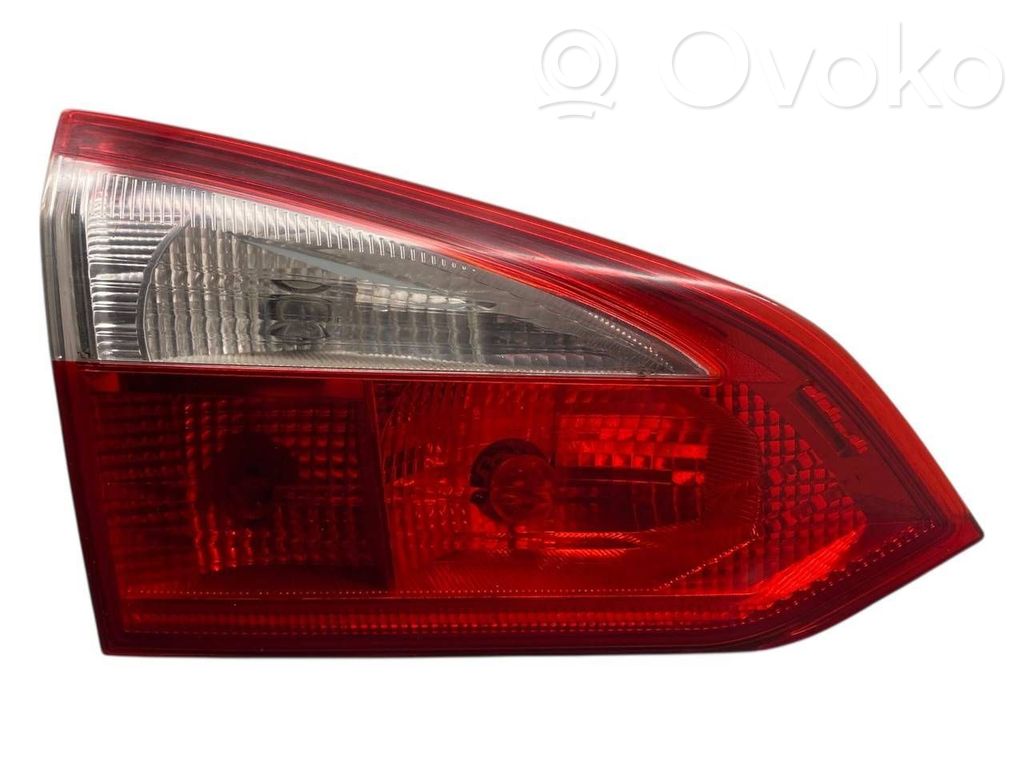 Ford Focus Takaluukun takavalot 