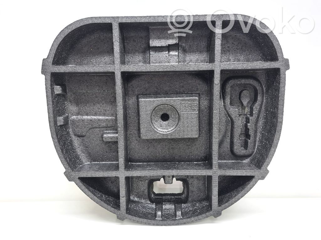 Ford C-MAX II Vararenkaan osion verhoilu 