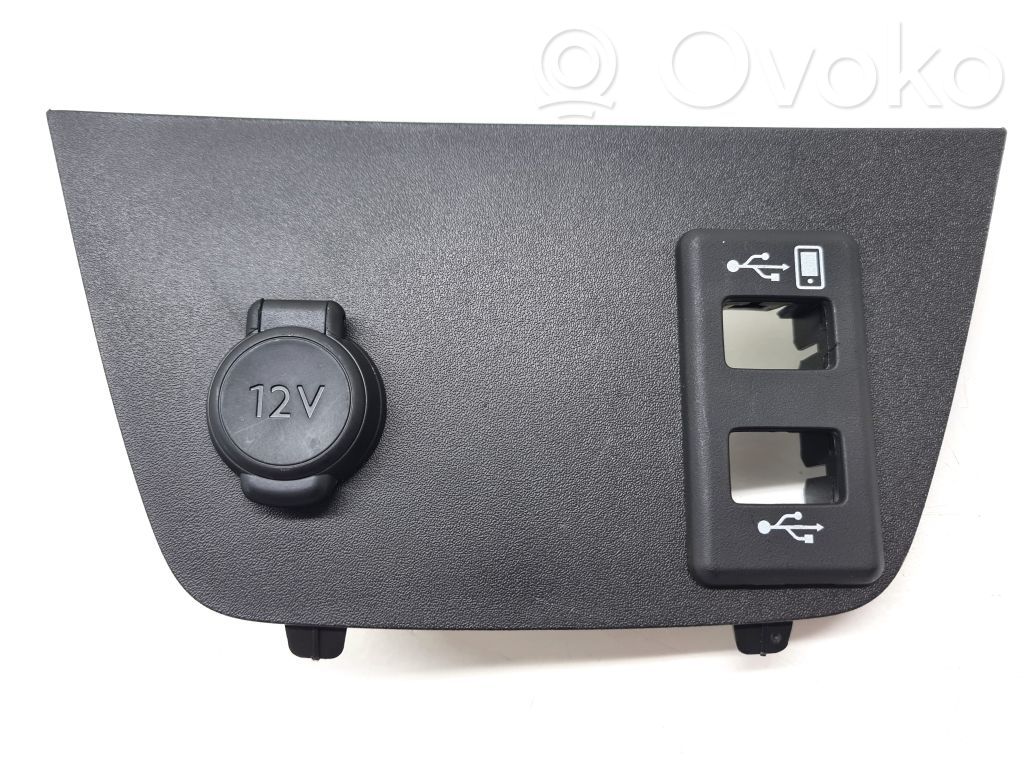Enchufe conector USB   39072760,39072759