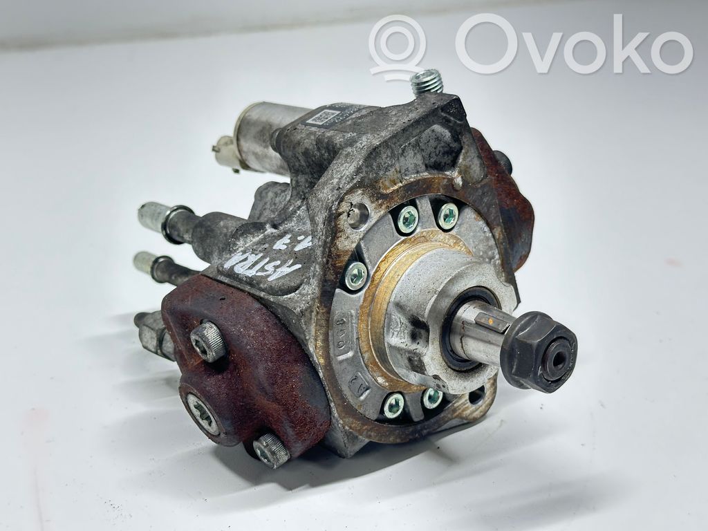 Opel Astra J Fuel injection high pressure pump 