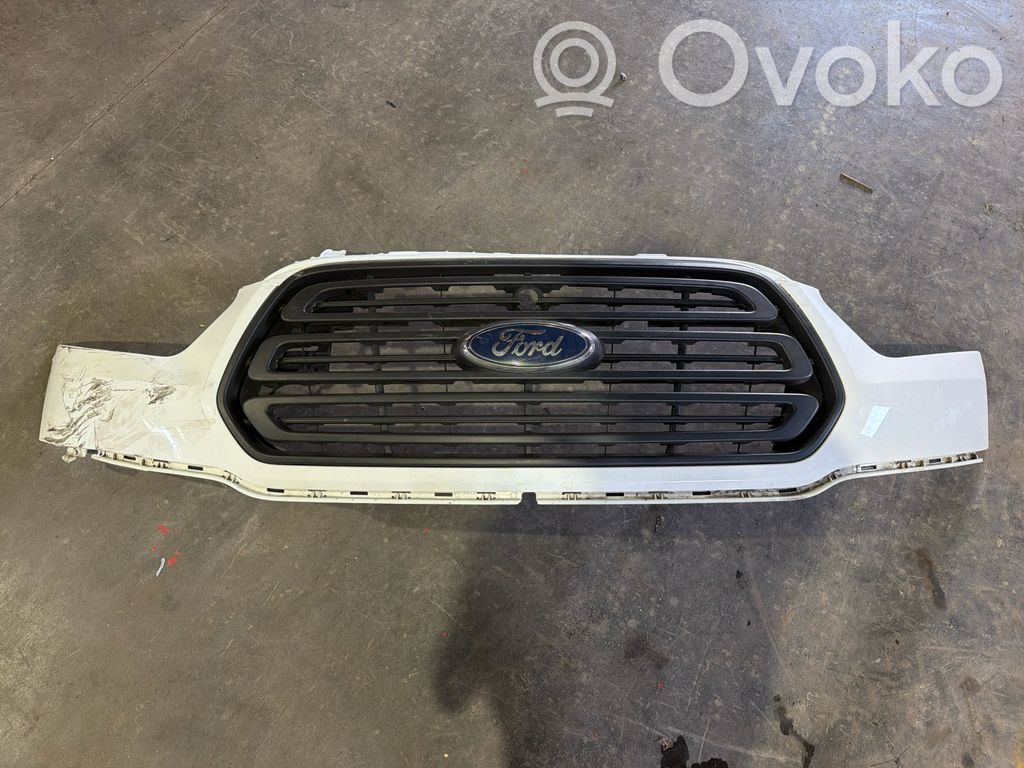Ford Transit VII Priekinis bamperis 