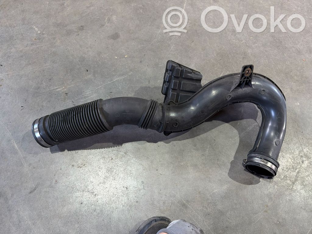 Opel Vivaro Conductă/furtun admisie aer 