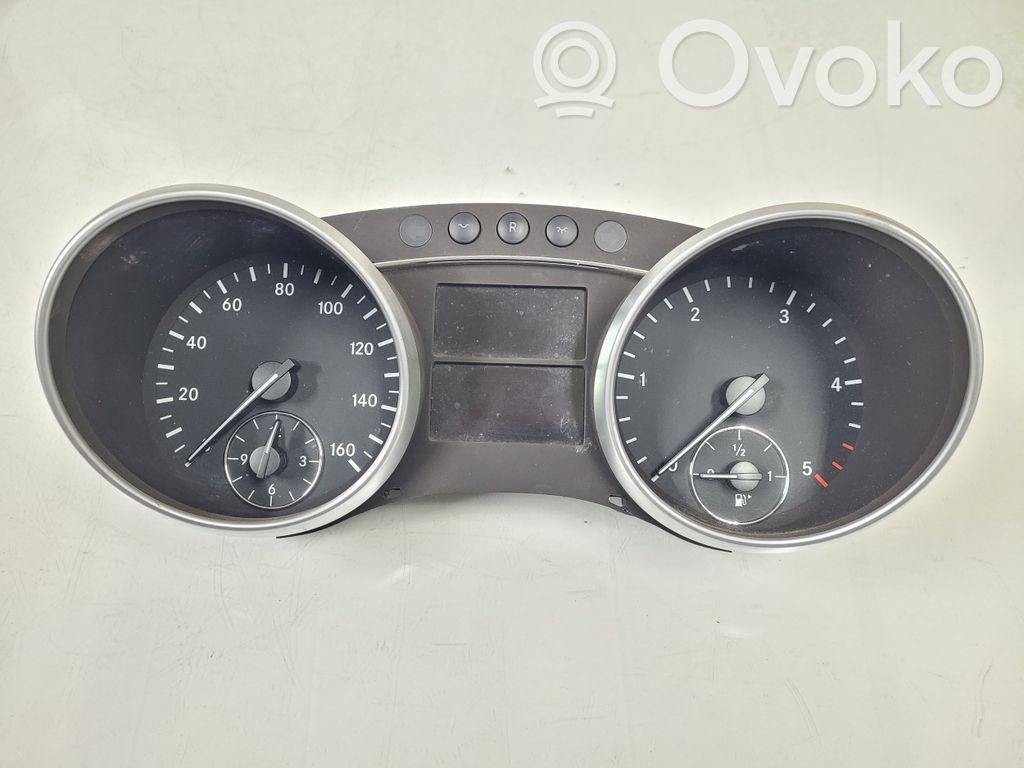 Mercedes-Benz ML W164 Licznik / Prędkościomierz 
