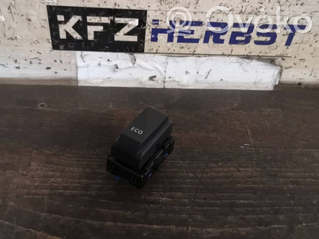 Dacia Duster Engine start stop button switch 