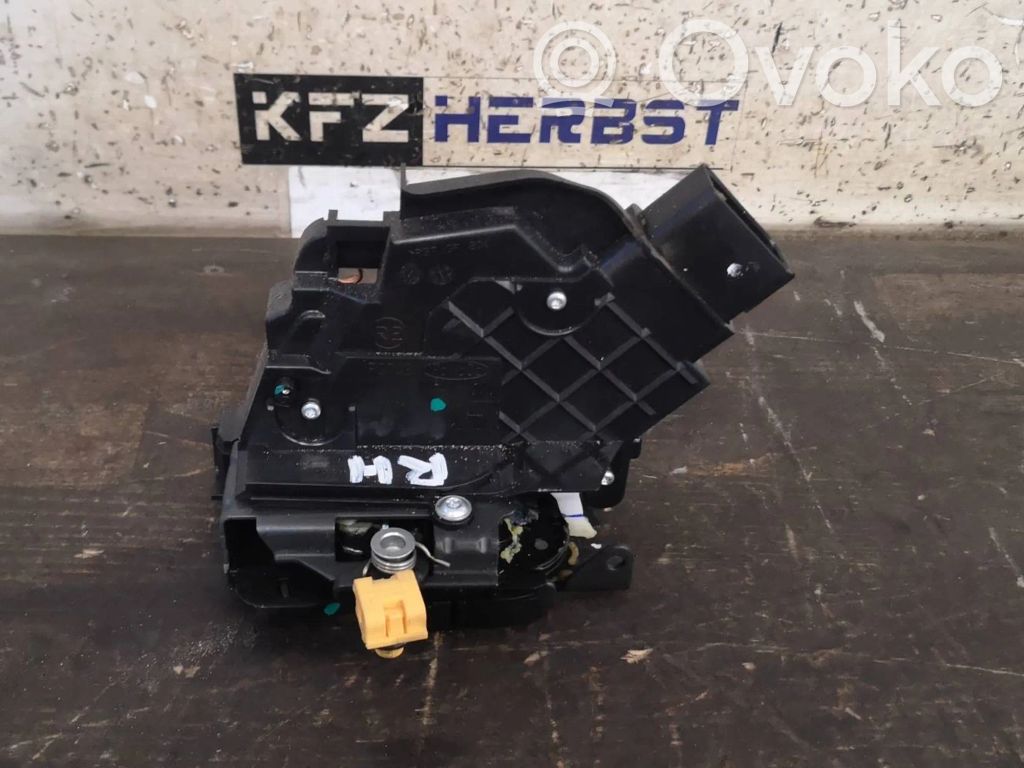 Ford Ka Aizmugurē slēdzene 