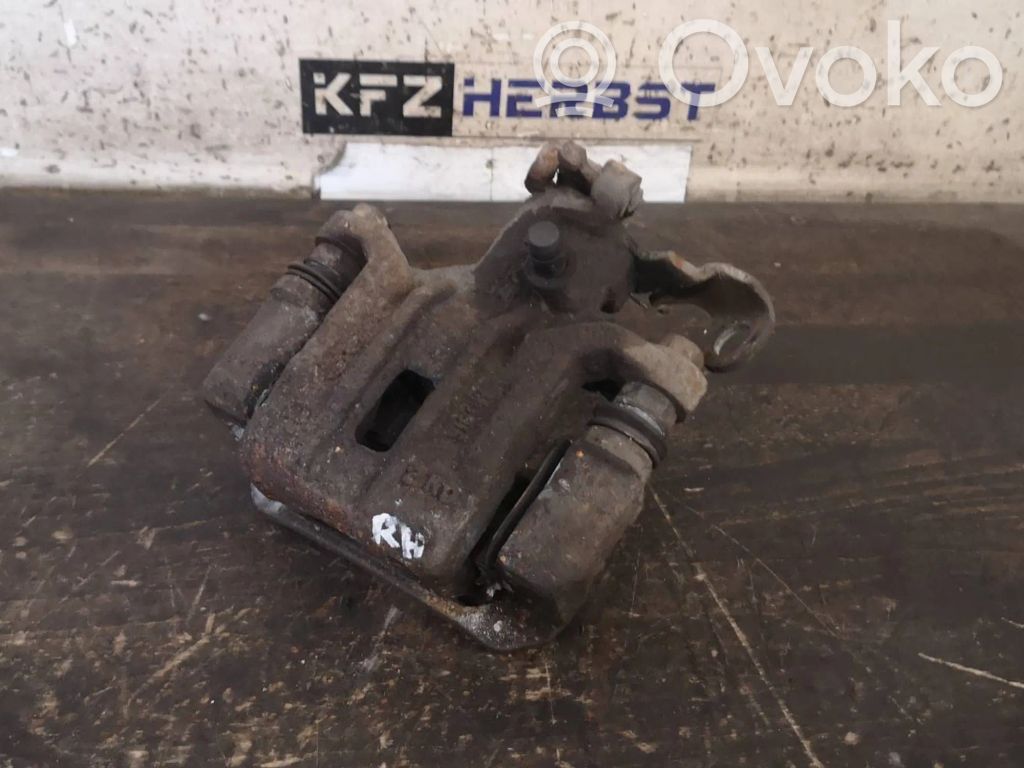 Hyundai ix20 Tylny zacisk hamulcowy 