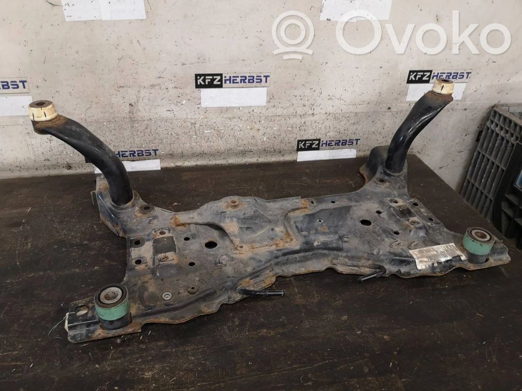 Ford Kuga II Priekšējais šķērsnis 