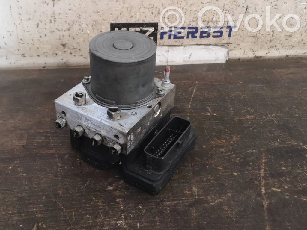 Toyota Auris E180 Bomba de ABS 