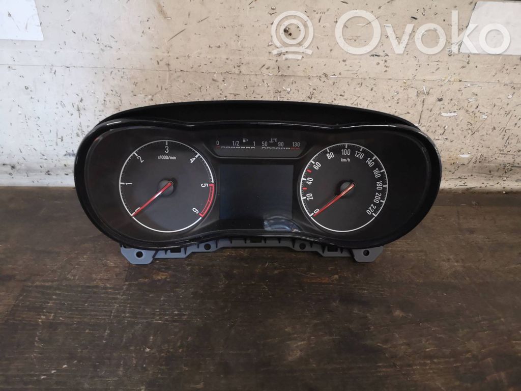 Opel Corsa E Licznik / Prędkościomierz 