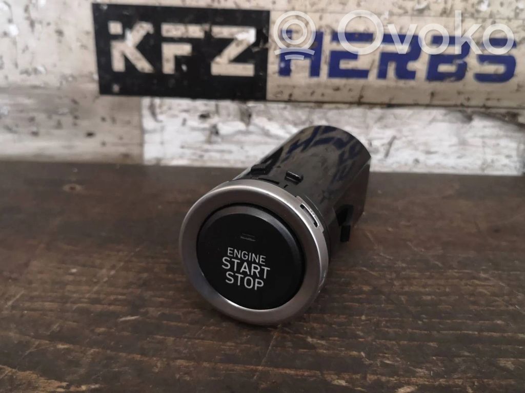 Hyundai i30 Engine start stop button switch 