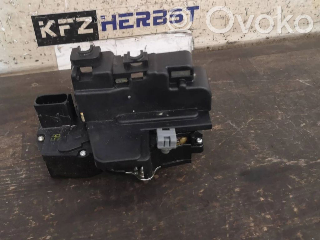 Opel Antara Priekinė durų spyna 
