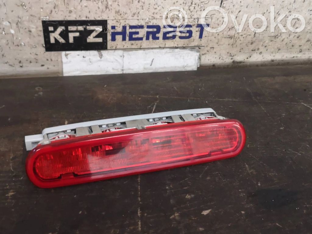 Fiat Doblo Third/center stoplight 