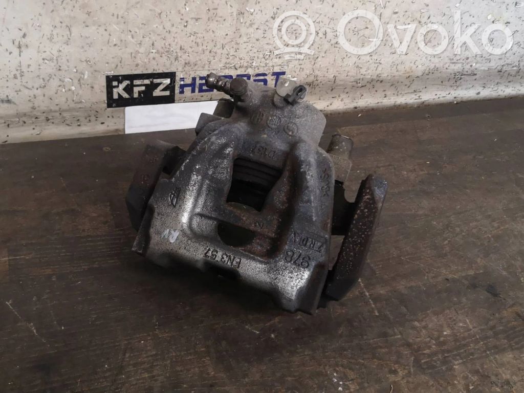 Fiat Doblo Zacisk hamulcowy przedni 