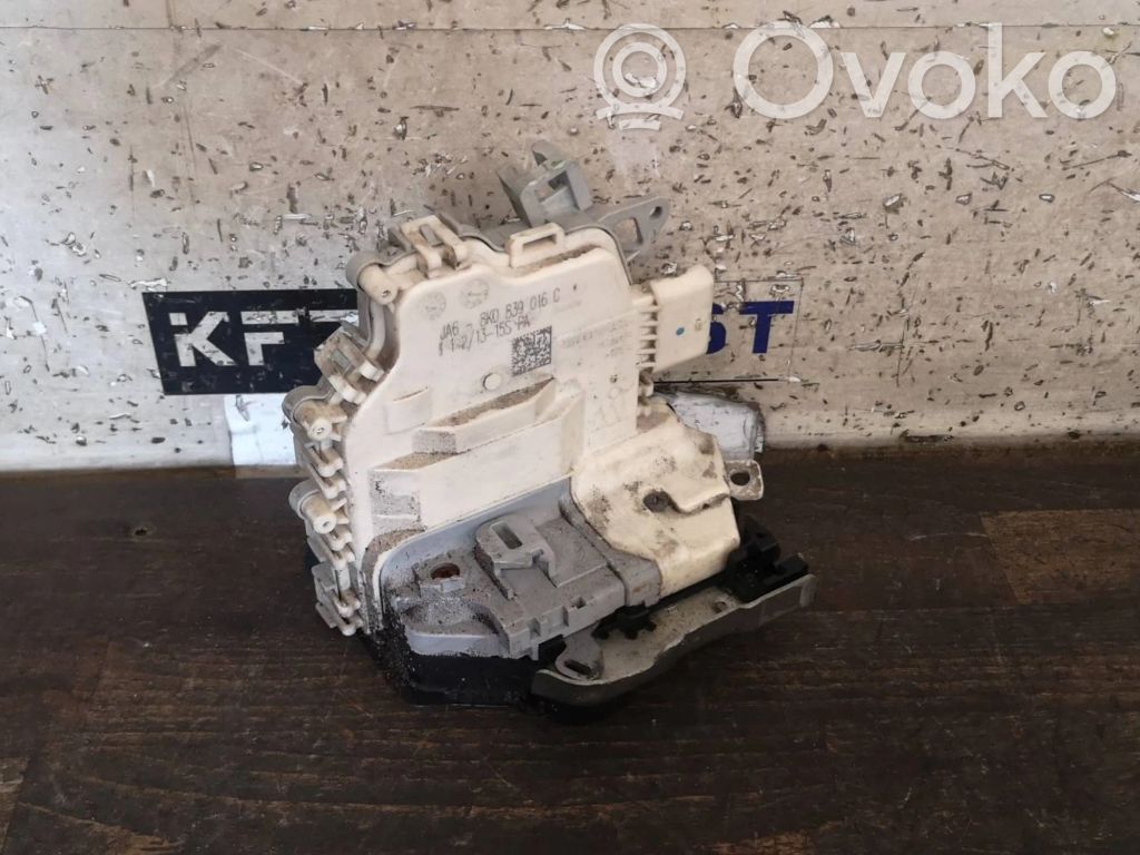 Audi A4 S4 B8 8K Încuietoare ușă spate 