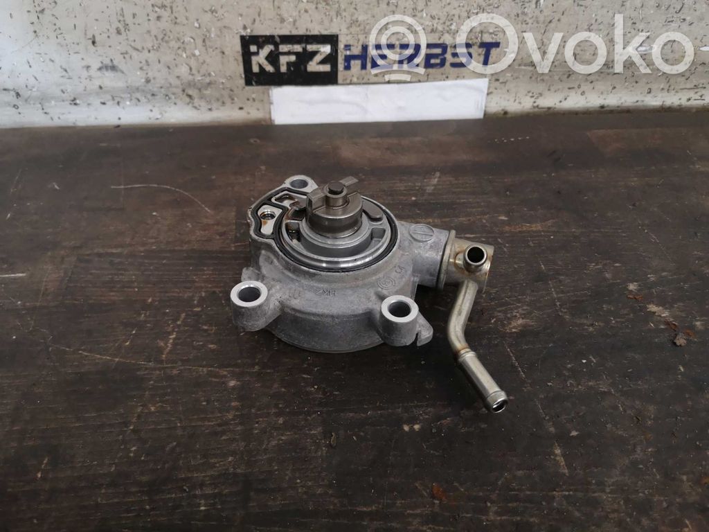 Mazda 2 Bomba de vacío 