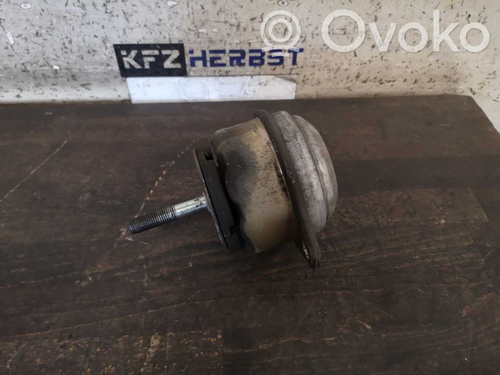 Porsche 911 993 Dzinēja spilvens 
