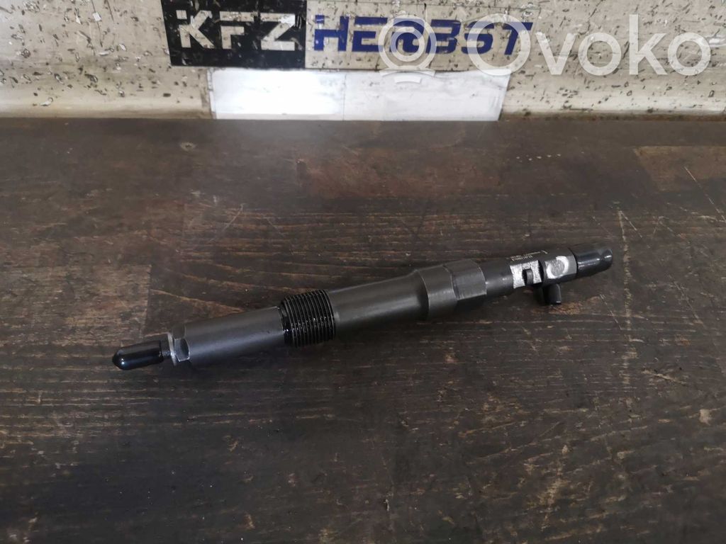 Ford Mondeo Mk III Wtryskiwacz paliwa 